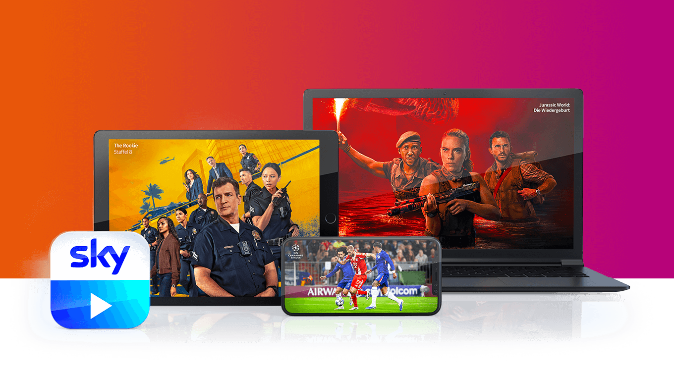 Ein Laptop, ein Tablet und ein Handy mit jeweils einem Sky-Inhalt und links davor das Sky-Go-Logo.