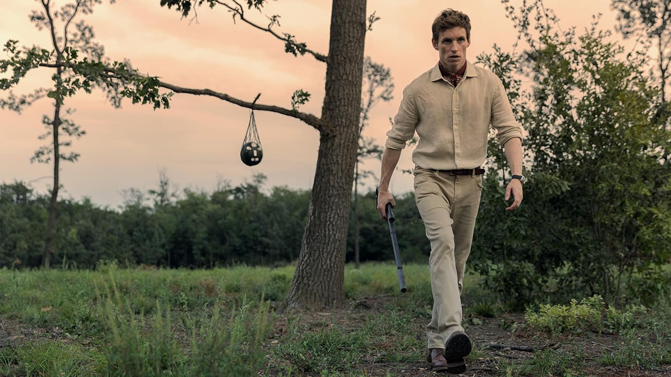 Eddie Redmayne als Schakal in der Serie The Day of the Jackal