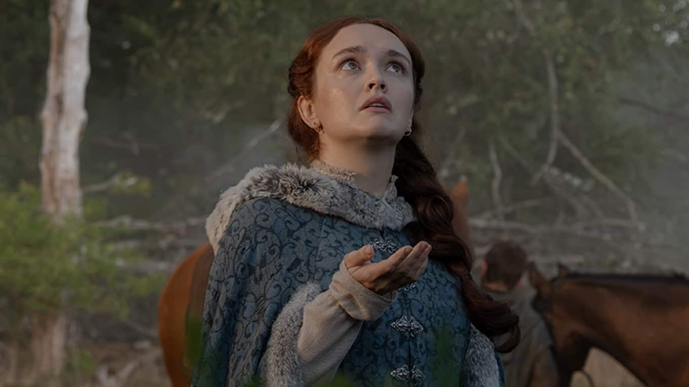 Szenenbild aus der Serie House of the Dragon Staffel 3 mit Olivia Cooke als Alicent Hohenturm