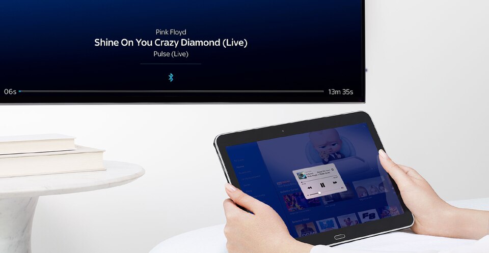 Telefon (oder Tablet) über Bluetooth mit dem Sky Q Receiver verbunden.