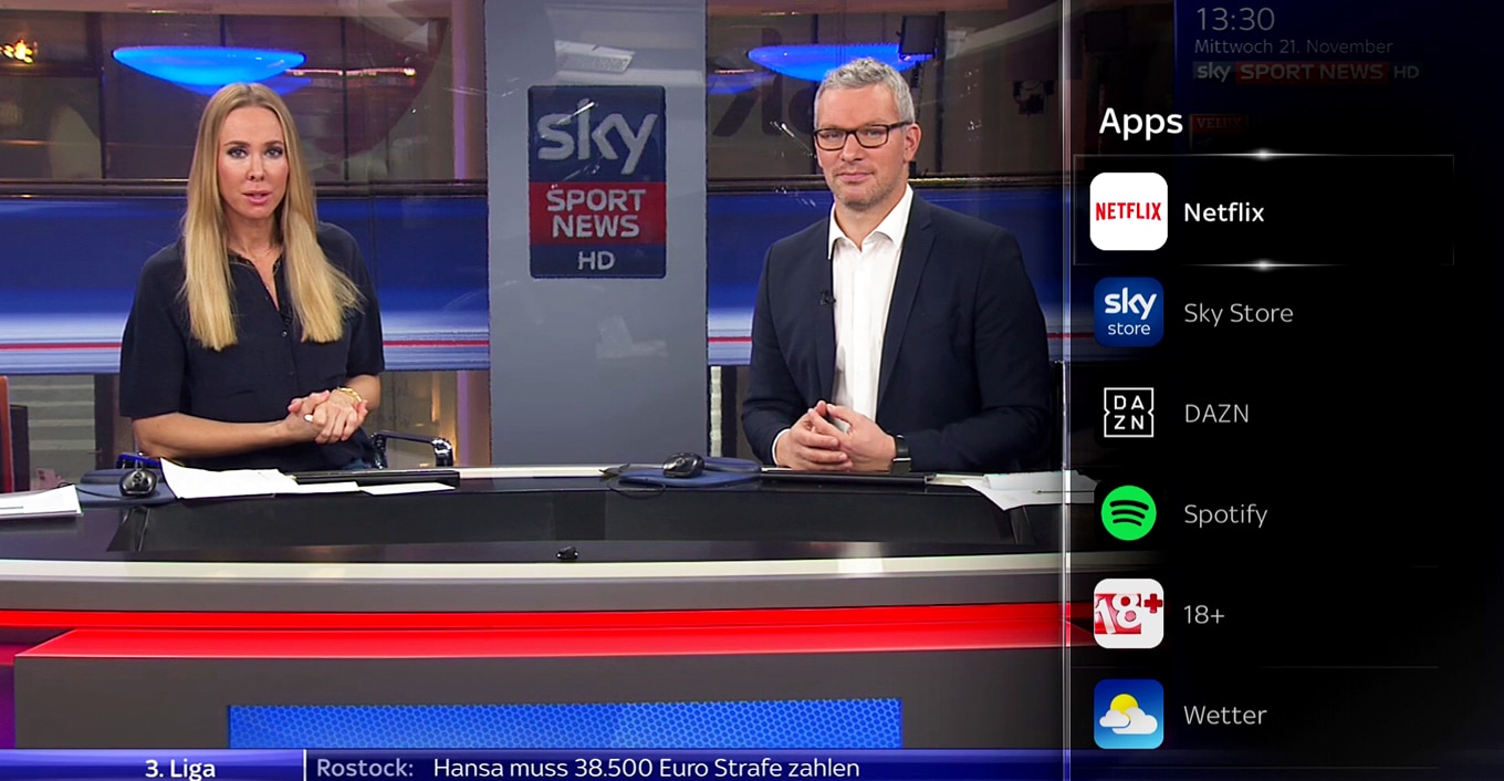 Wenn Sie die Taste „…“ auf der Fernbedienung drücken, erscheint auf der rechten Seite ein App-Menü mit den meisten Apps.