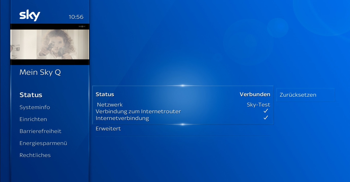 Sky Q Bildschirm mit ausgewähltem Status-Menü, Netzwerk verbunden, Optionen für Zurücksetzen und Erweitert sichtbar.
