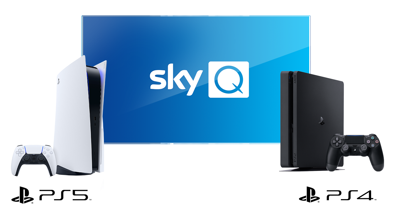 PlayStation 5 und PlayStation 4 mit Controllern vor einem Fernseher mit Sky Q Logo.