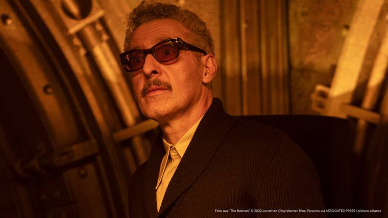 The Batman: John Turturro - Carmine Falcone