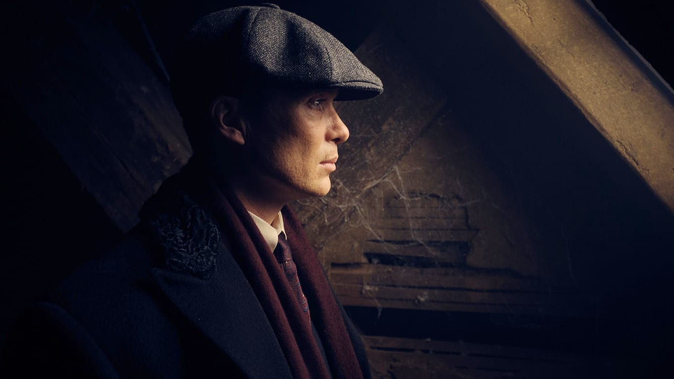 Szenenbild aus der Gangsterserie Peaky Blinders Staffel 6 mit Cillian Murphy als Tommy Shelby