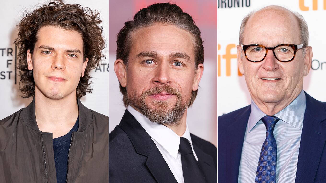 Fotos der Schauspieler Gus Halper, Charlie Hunnam und Richard Jenkins
