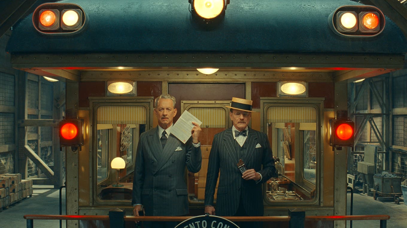 Tom Hanks und Bryan Cranston in der Komödie Der phönizische Meisterstreich