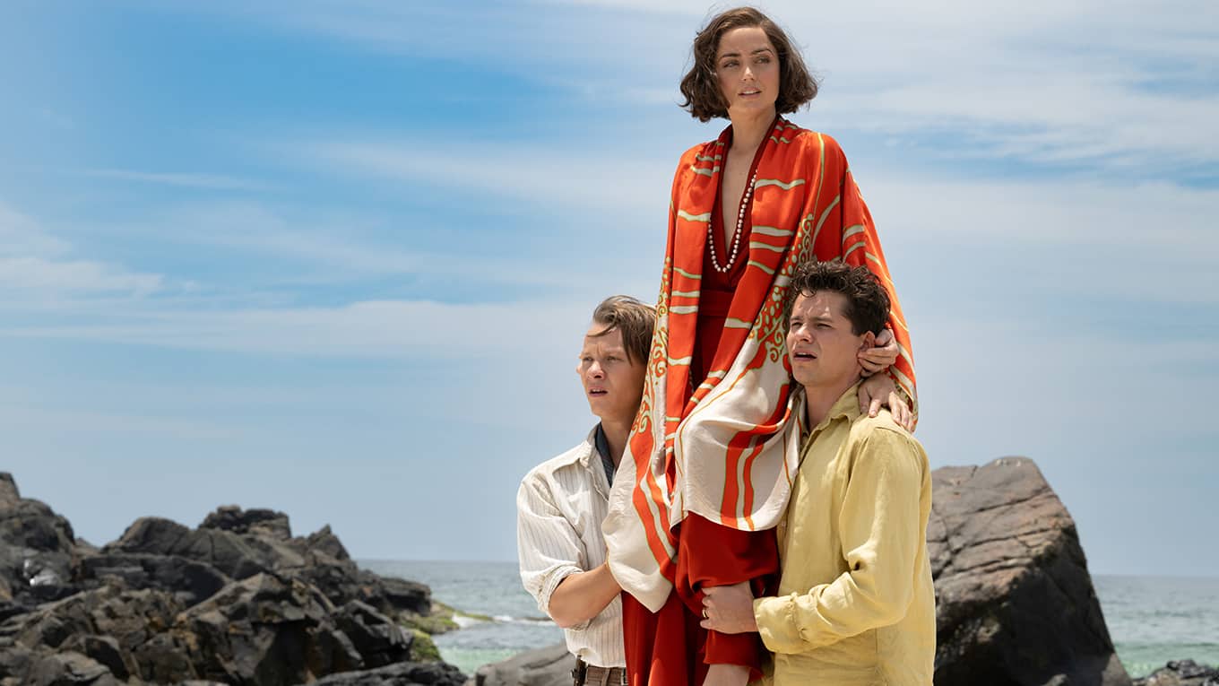 Szenenbild aus dem Thrillerdrama Eden mit Ana de Armas