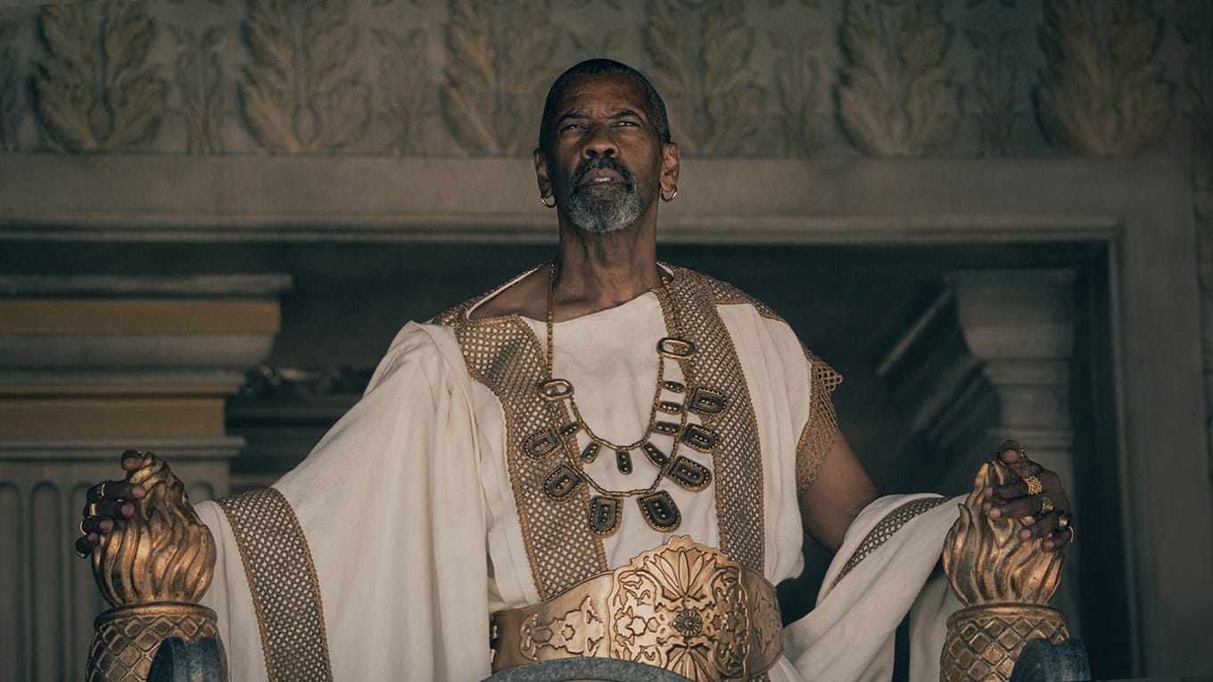 Szenenbild aus dem Historienfilm Gladiator II mit Denzel Washington