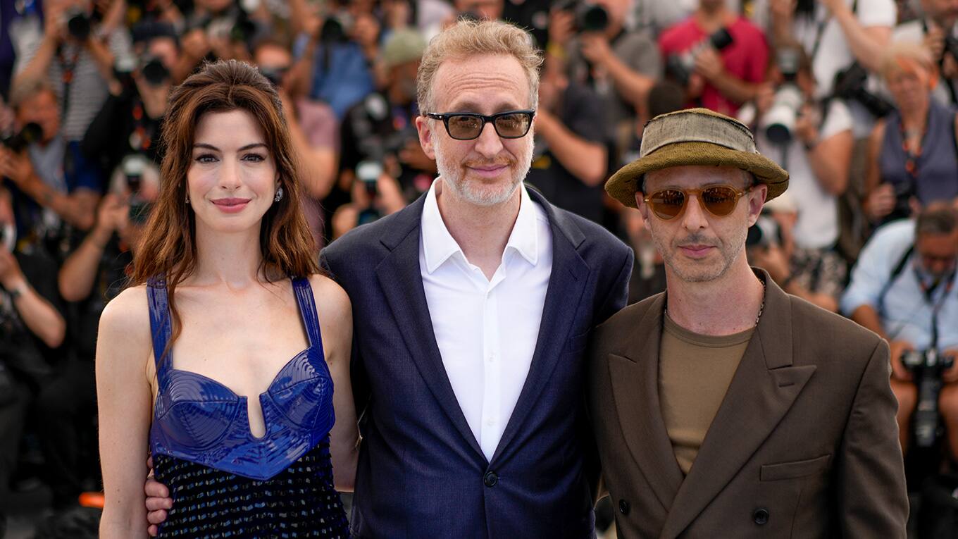 Anne Hathaway, James Grey und Jeremy Strong bei den FIlmfestspielen in Cannes 2022