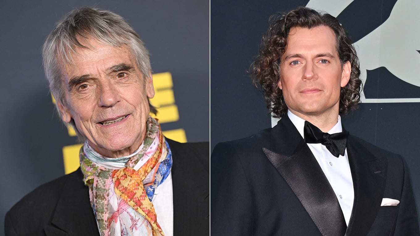 Foto von Schauspieler Jeremy Irons und Henry Cavill