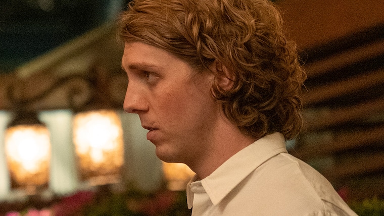 Lukas Gage als Dillon in "The White Lotus"
