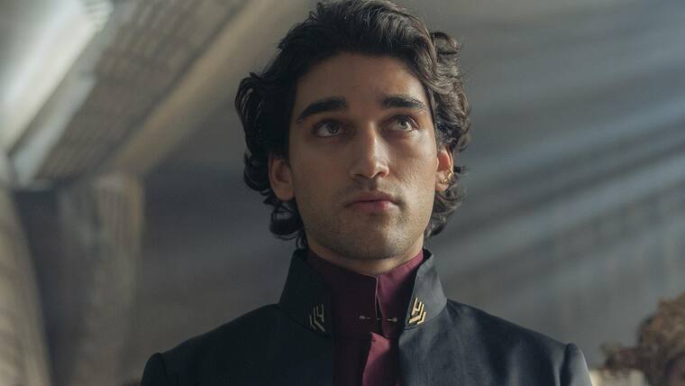 Josh Heuston spielt Costantine Corrino