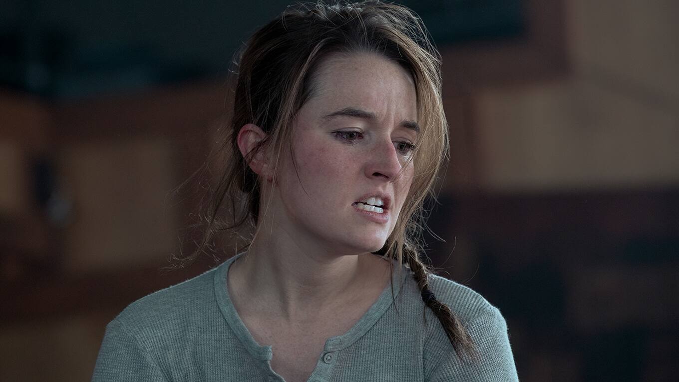 Kaitlyn Dever als Abby in The Last of Us Staffel 2 Episode 2 Through the Valley