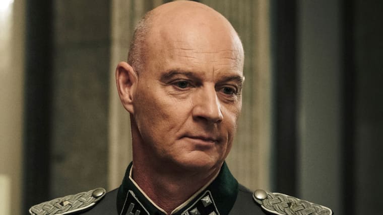 Obersturmbannführer Koch (Simon Licht)