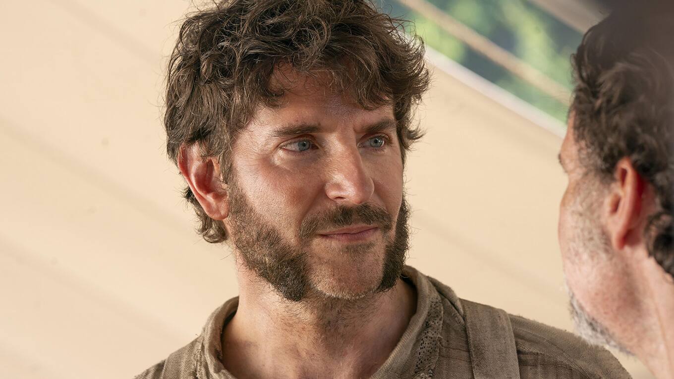 Bradley Cooper als Urahn der Familie Gemstone in 